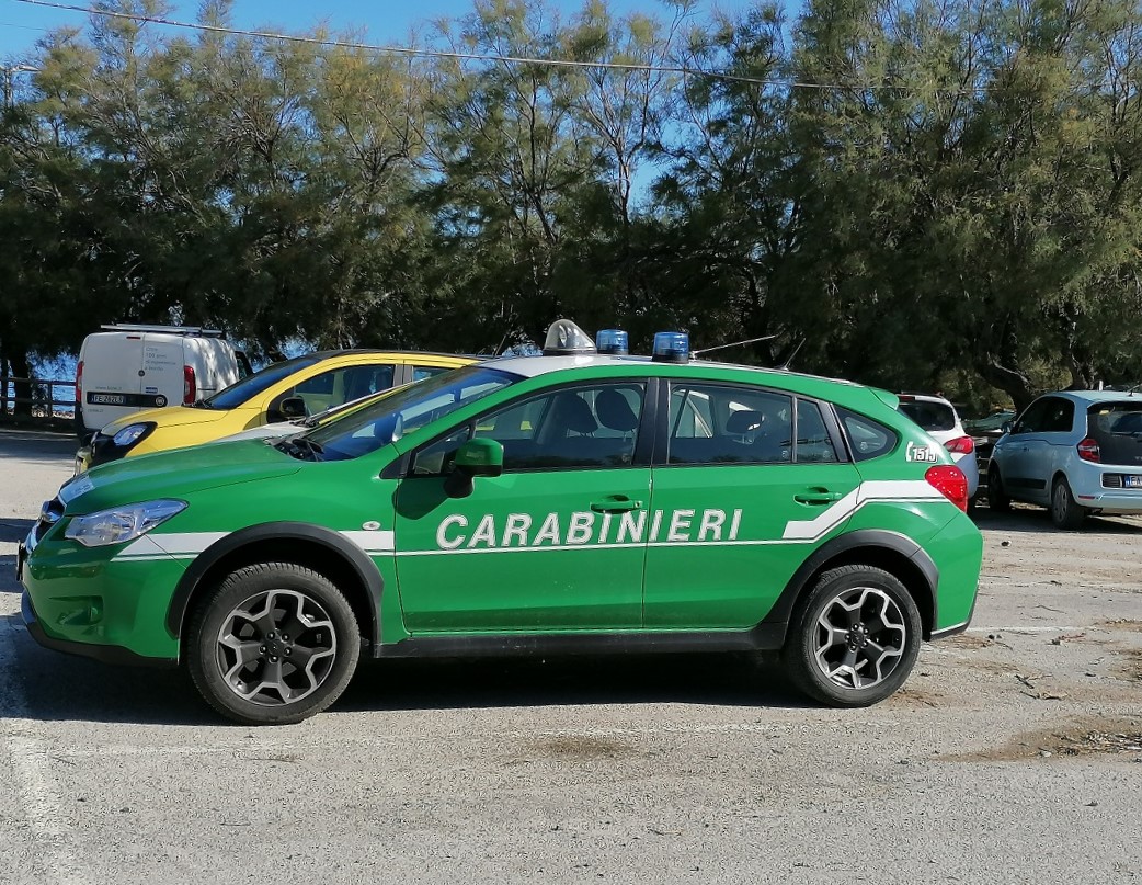 auto Carabinieri Stazione Parco Arcipelago Toscano 