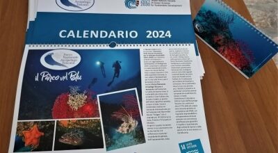 Il Calendario 2024 del Parco Nazionale Arcipelago Toscano dedicato al mare